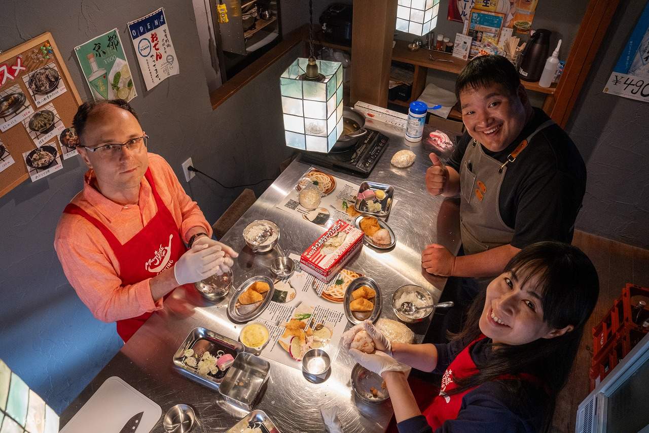Kyoto Udon & Tempura Cooking Class with Professional Chefs