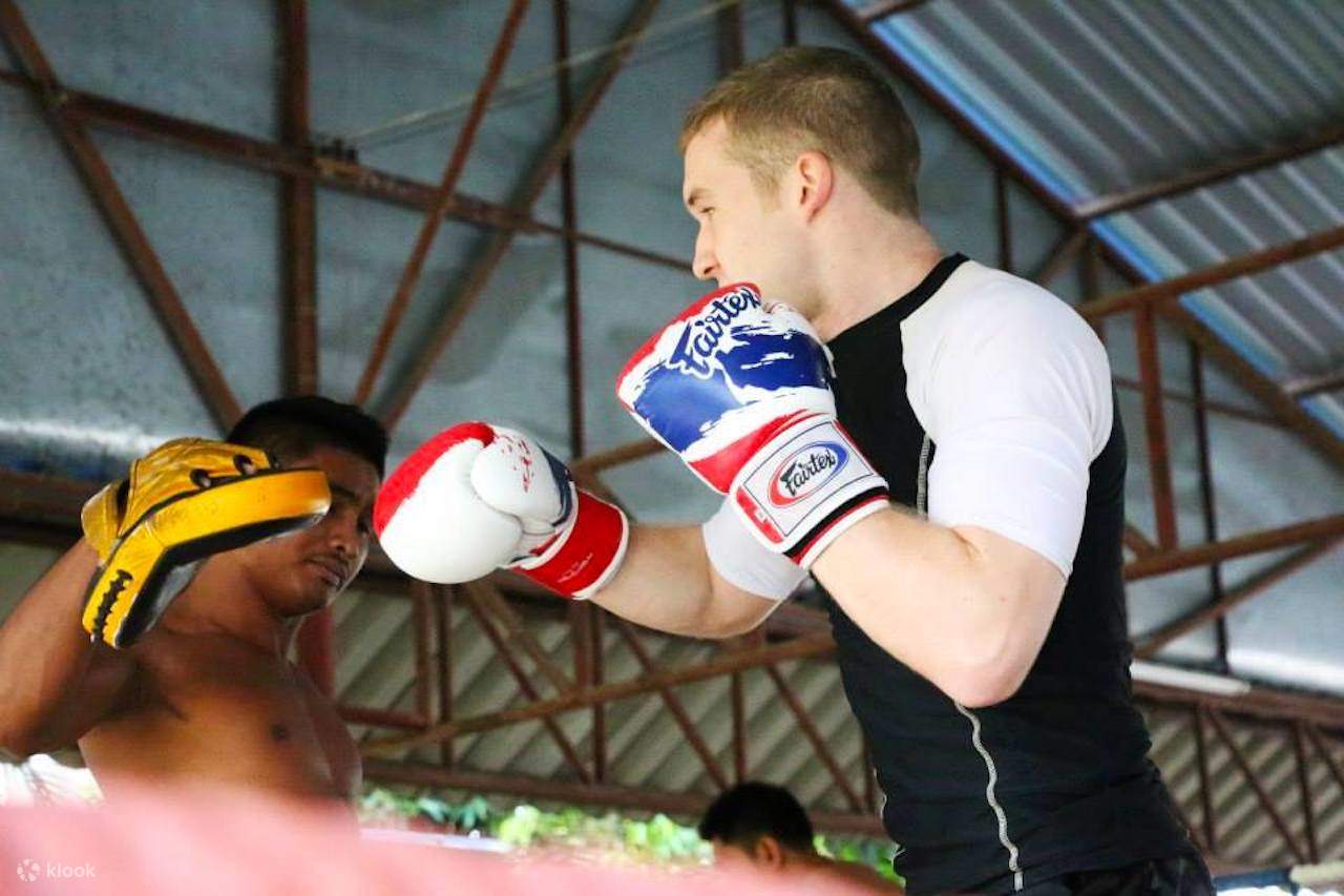Phuket: Clase de Introducción al Boxeo Muay Thai para Principiantes