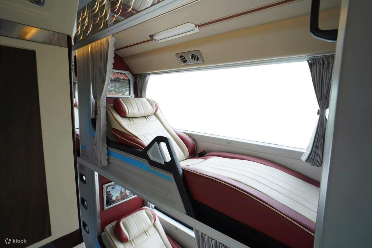 VIP 34 슬리핑 버스