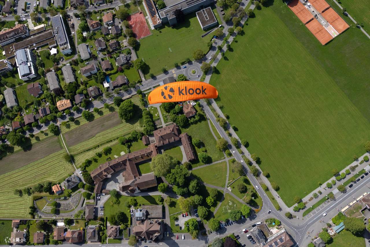 Nhảy dù lượn đôi ở Interlaken - Chuyến bay Đại Bàng Vàng 