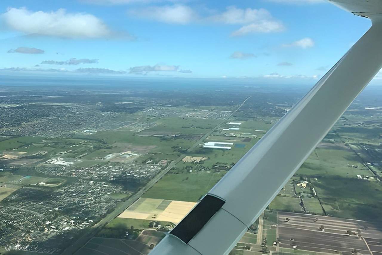 Pelajaran Terbang Pertama Melbourne
