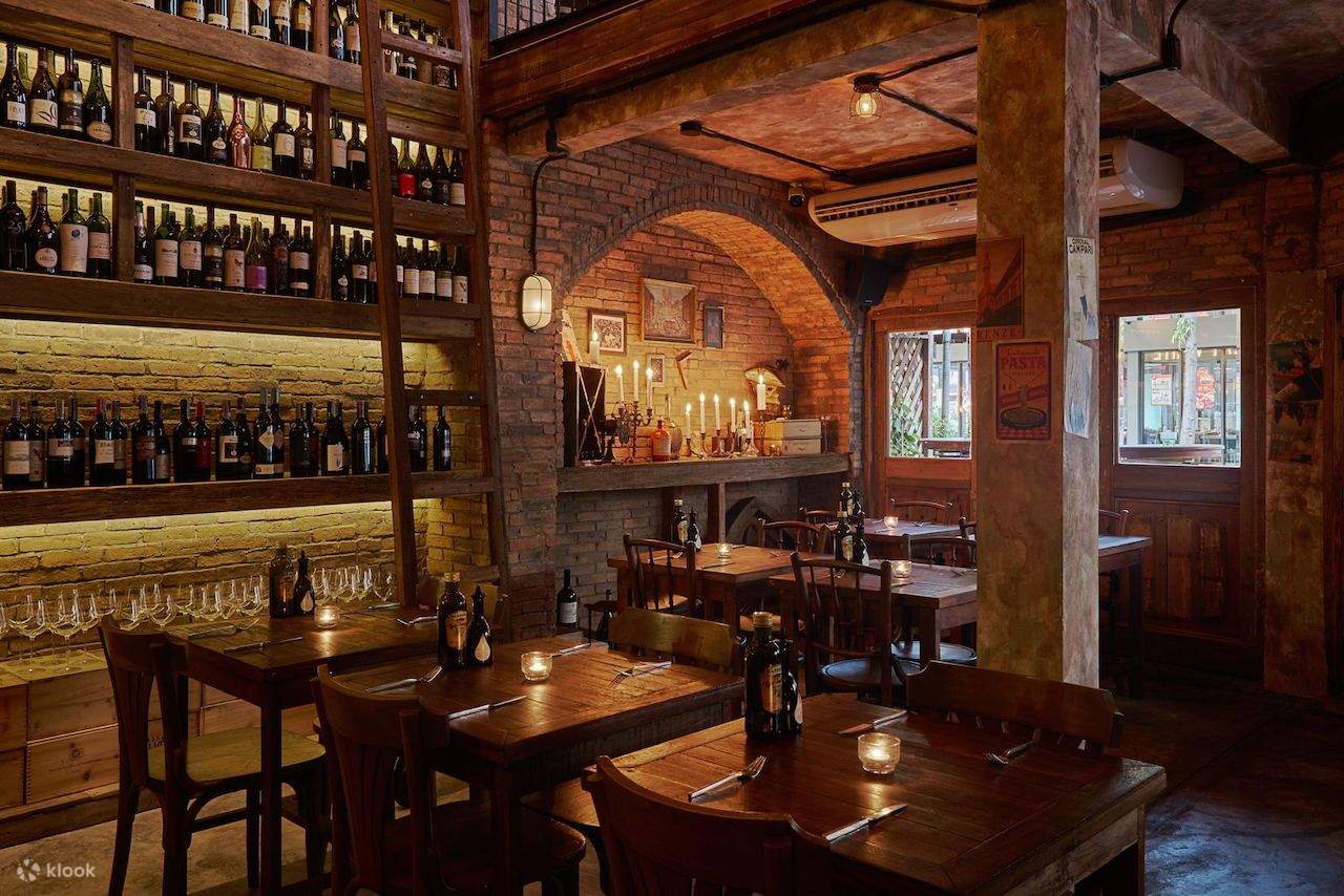 Cantina Wine Bar & Italian Kitchen in Ari, Bangkok