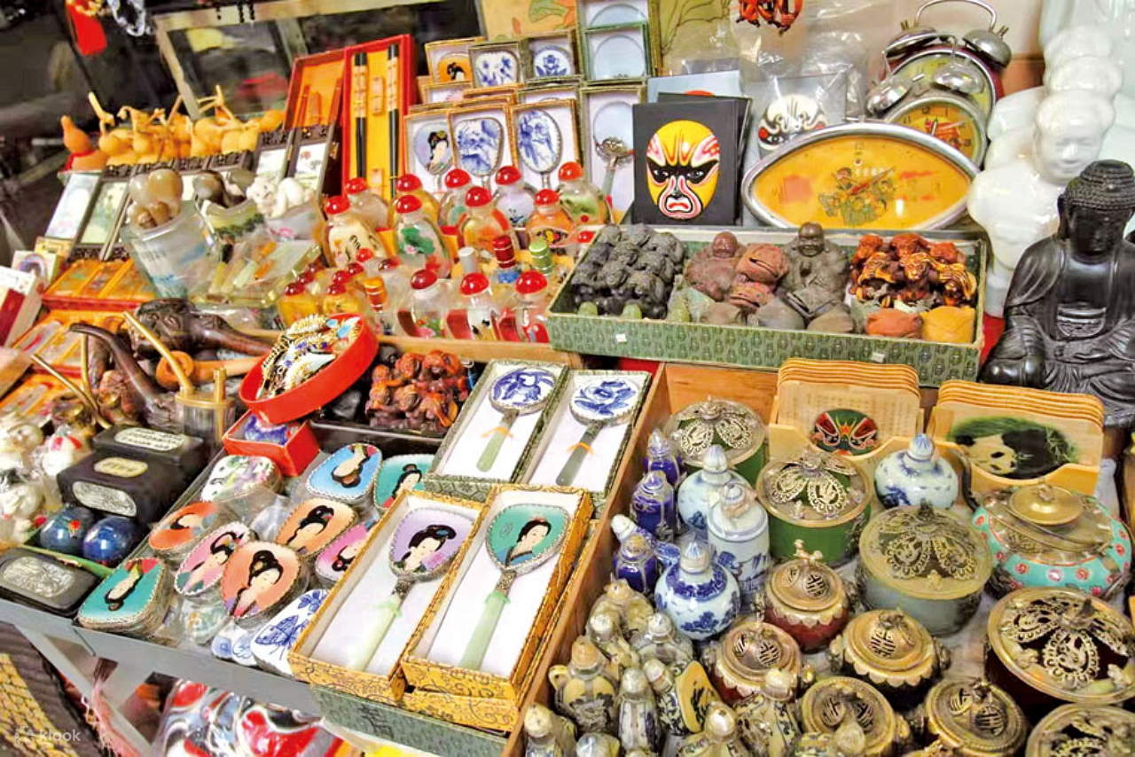 Hong Kong Stories - In-depth Cultural Tour of East and West | Round ...