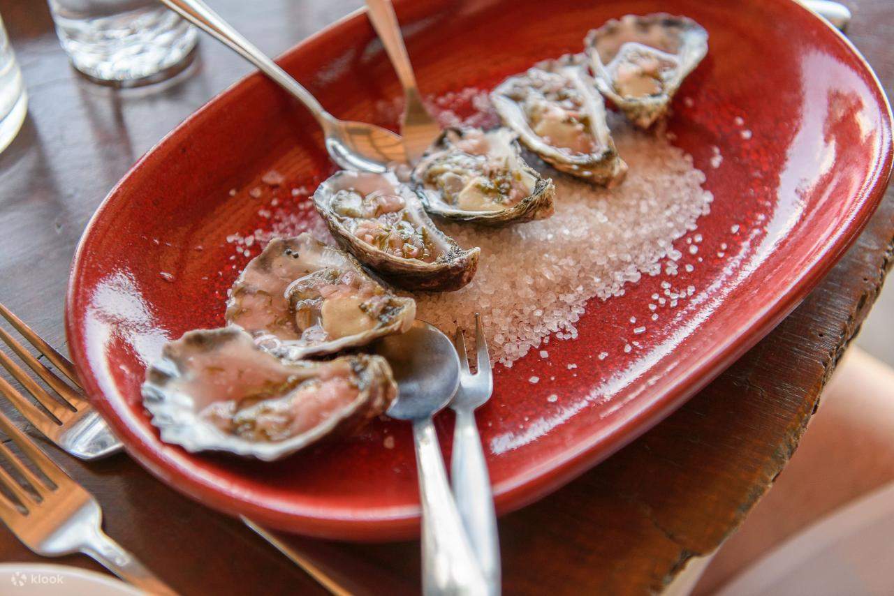 HalfDay Tour with Oyster Tasting on the South Coast Klook India
