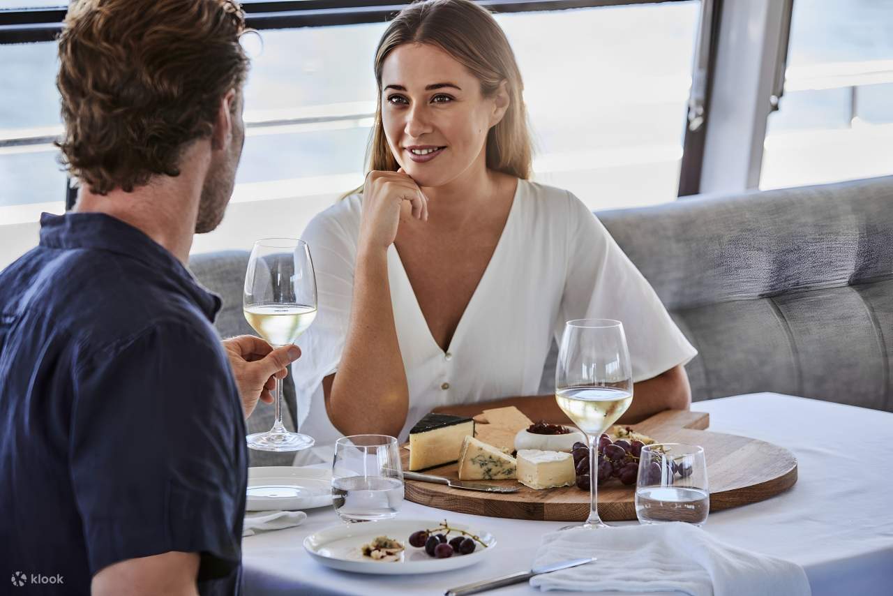 Croisière déjeuner de Noël sur la baie de Sydney
