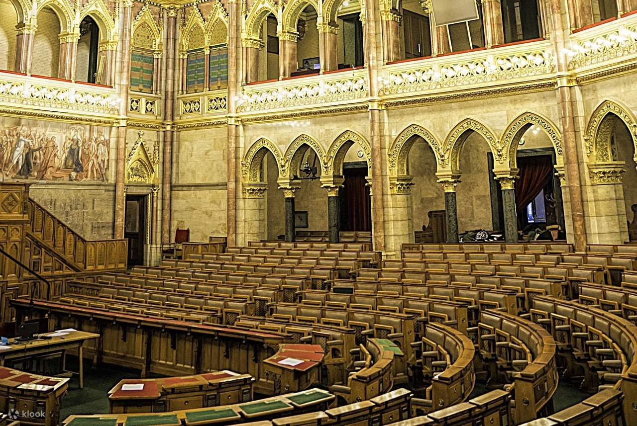 budapest-parliament-tour-and-cruise-with-drinks-klook