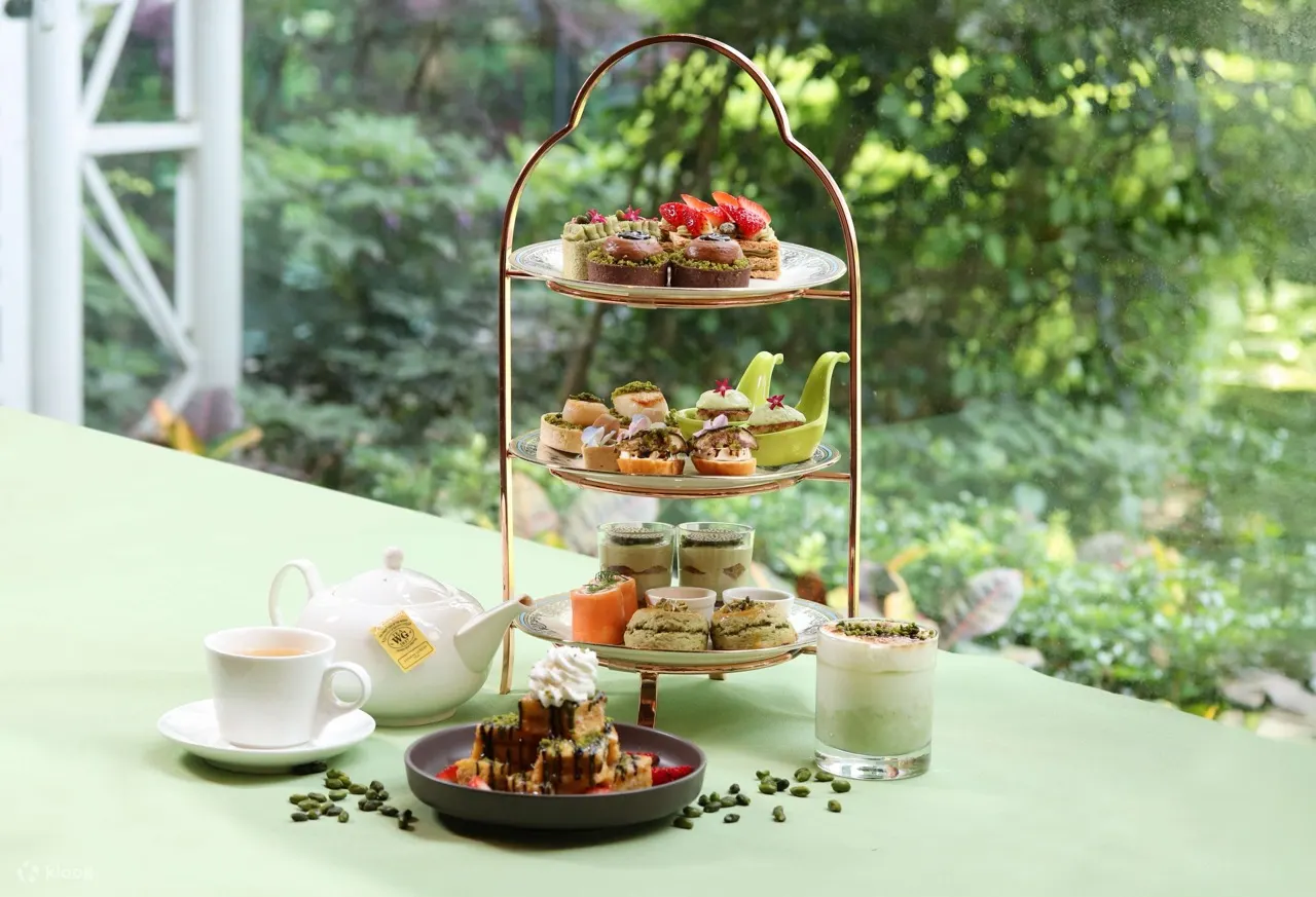 Hotel Alexandra Cafe A | Brunch Buffet, Lunch Buffet, Dinner Buffet, Afternoon Tea Set