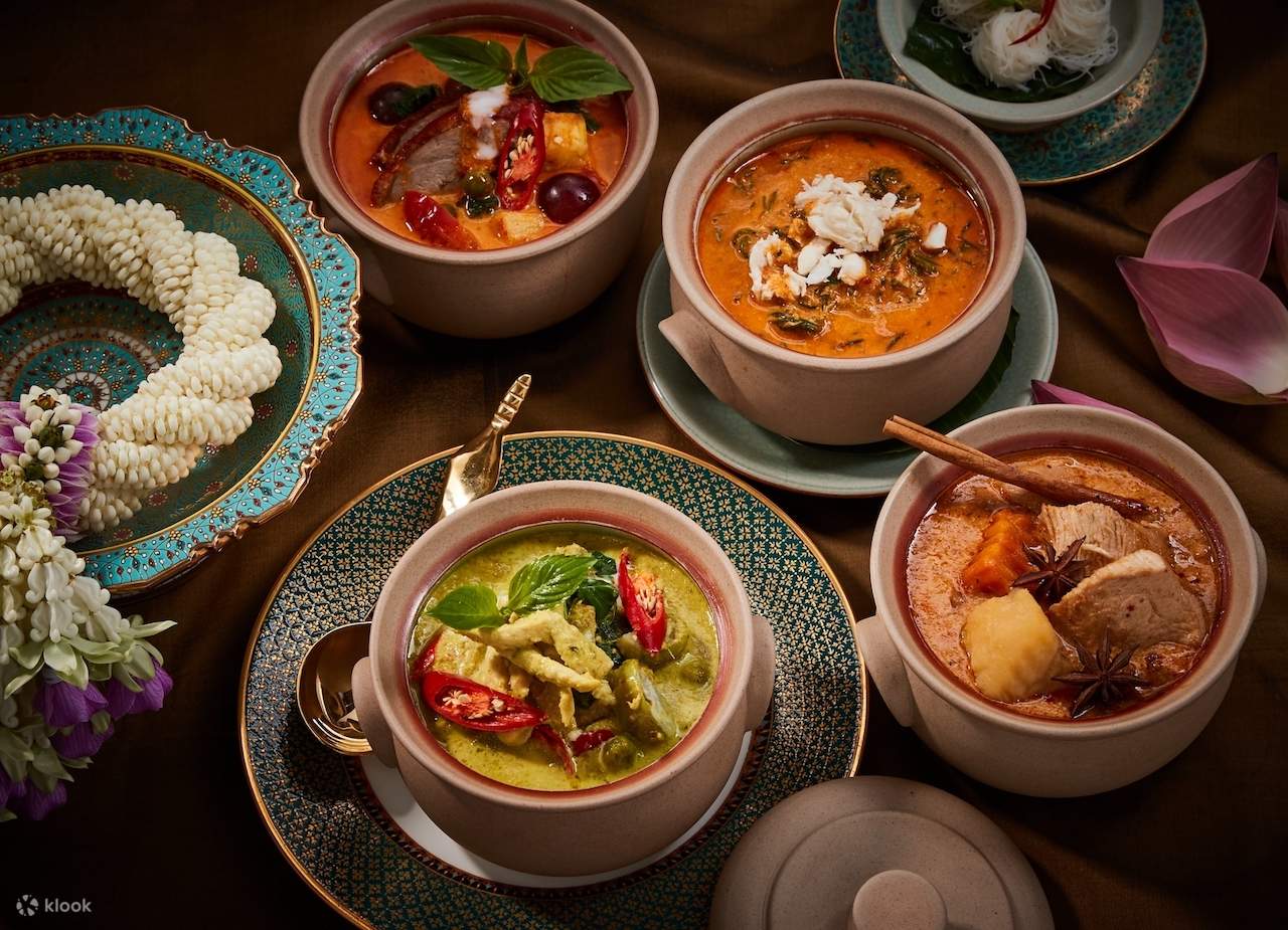 Baan Khanitha and Gallery Sathorn