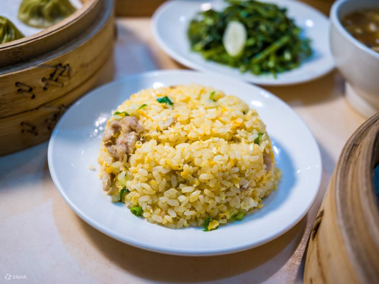 Kyodindo (berühmtes Xiaolongbao-Restaurant) - MRT-Station Zhongshan