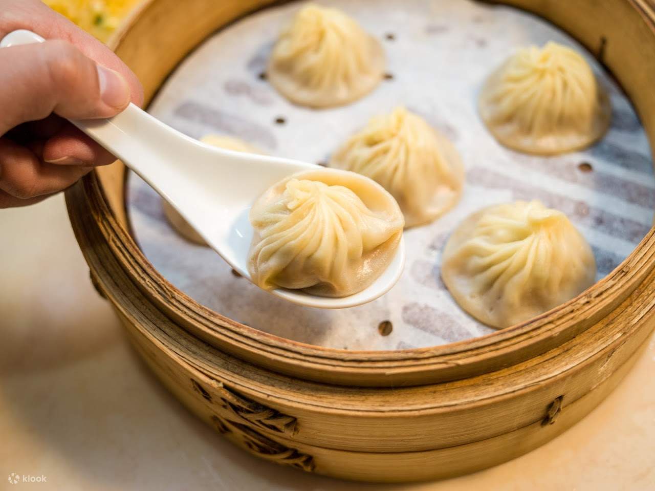 Kyodindo (berühmtes Xiaolongbao-Restaurant) - MRT-Station Zhongshan