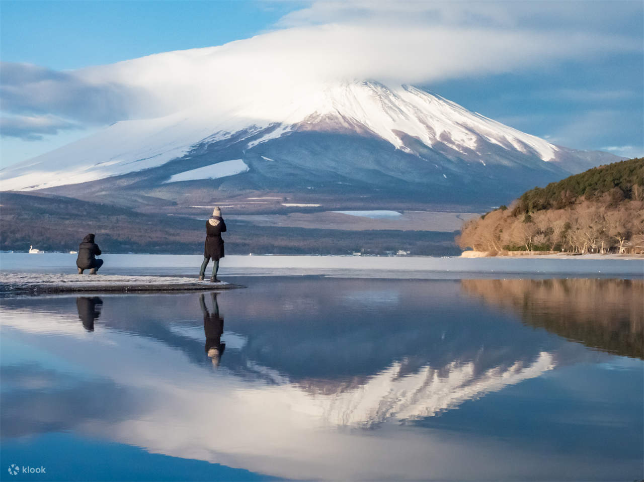 富士山 山中湖 忍野八海 及 箱根 芦之湖 海贼船 空中缆车 之旅(东京出发) - Klook客路