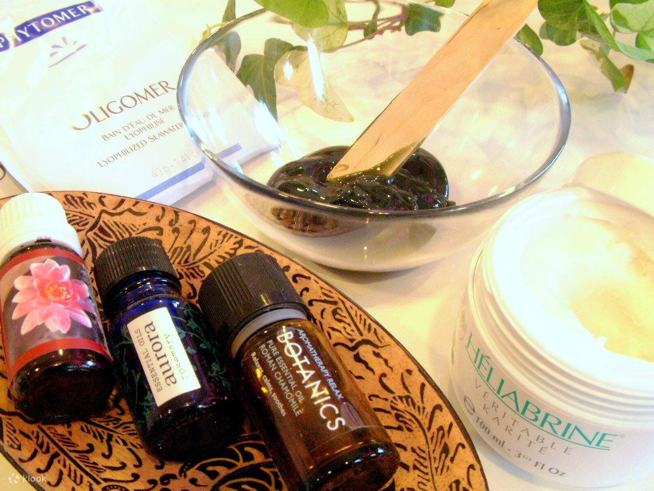 Fort de 28 ans d'expérience et d'une solide réputation, notre établissement bénéficie de la confiance des clients locaux et offre un environnement de soins sûr et fiable.