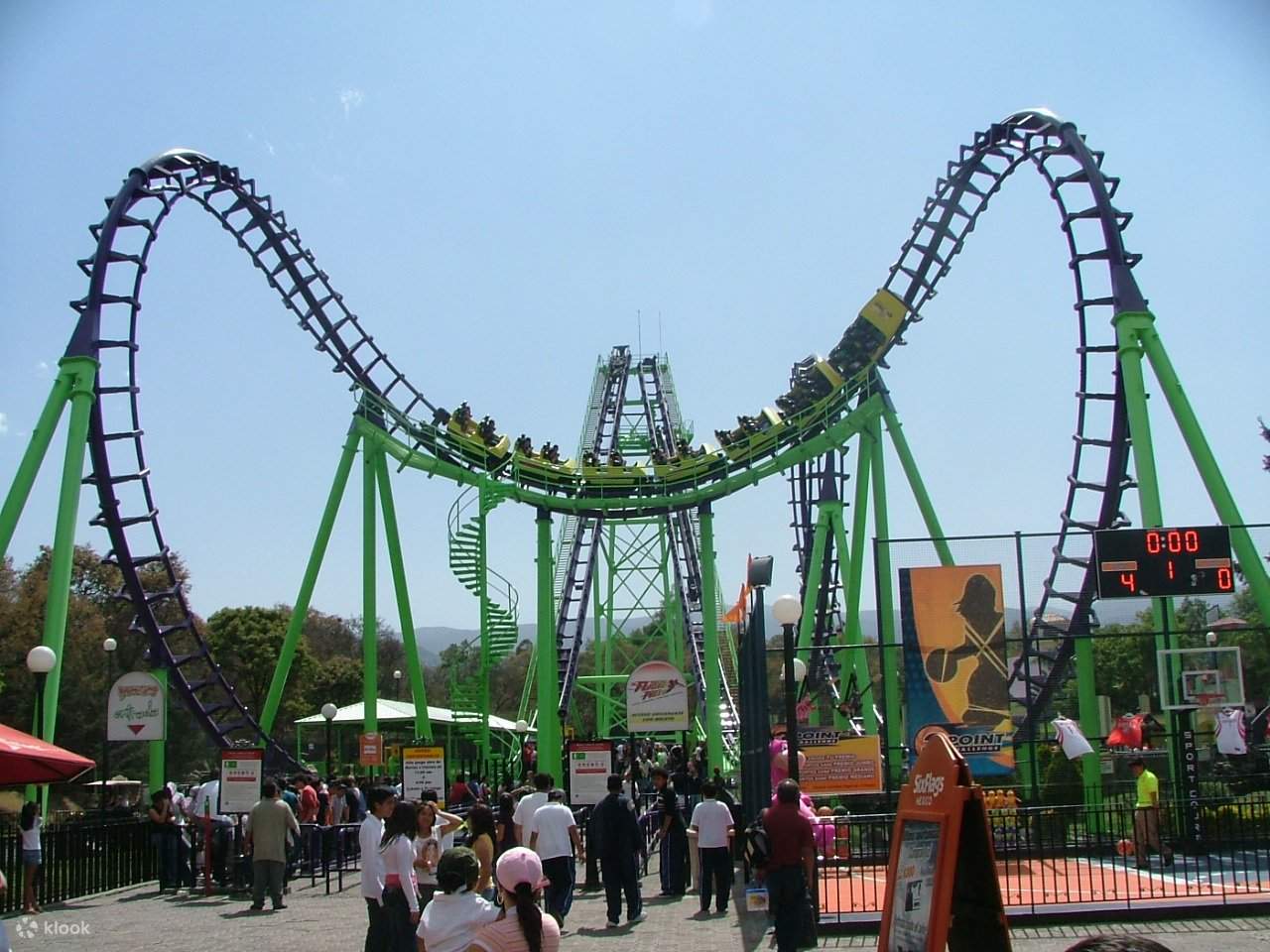 像黑暗骑士一样旋转、盘旋和翱翔，感受肾上腺素的飙升