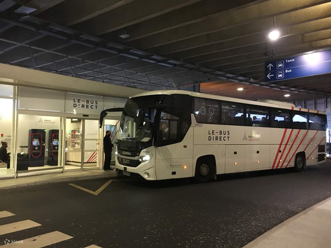 bus tours aeroport charles de gaulle
