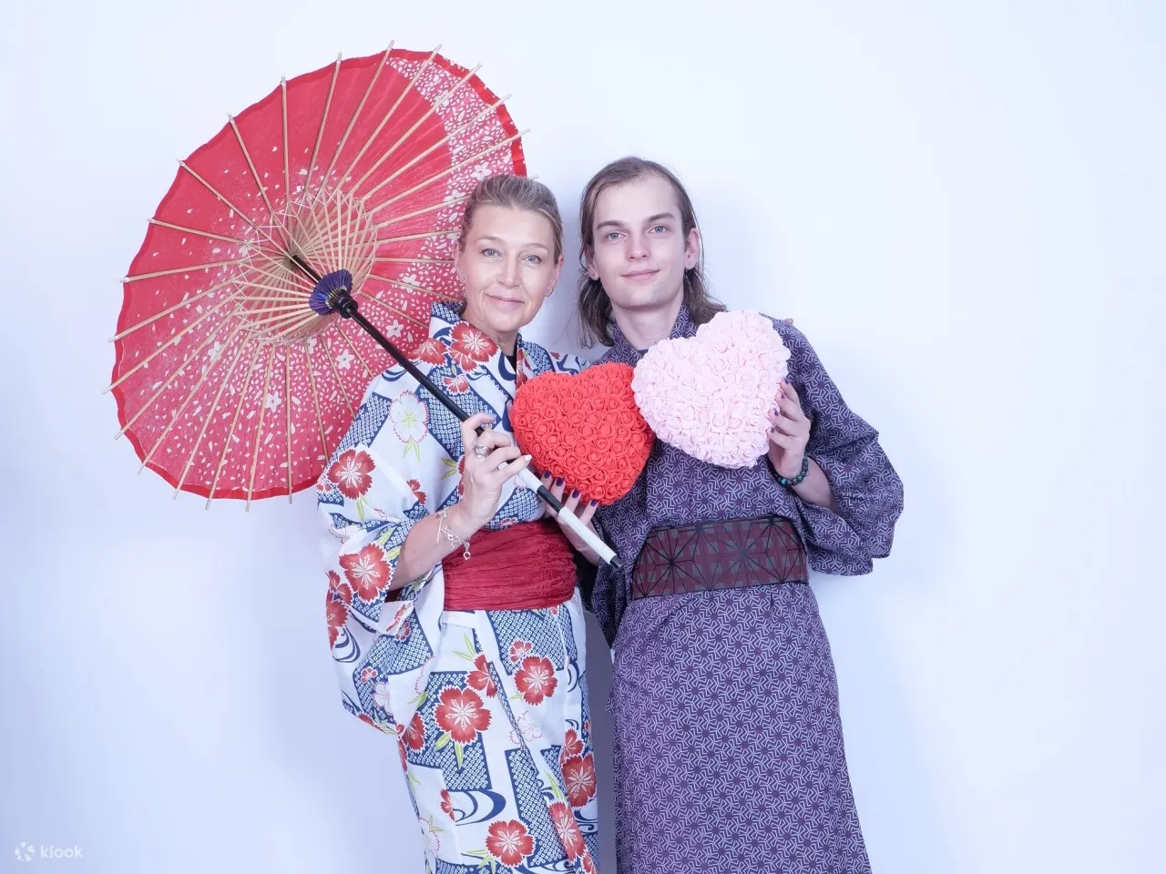 金泽: 提供和服的自拍式摄影体验