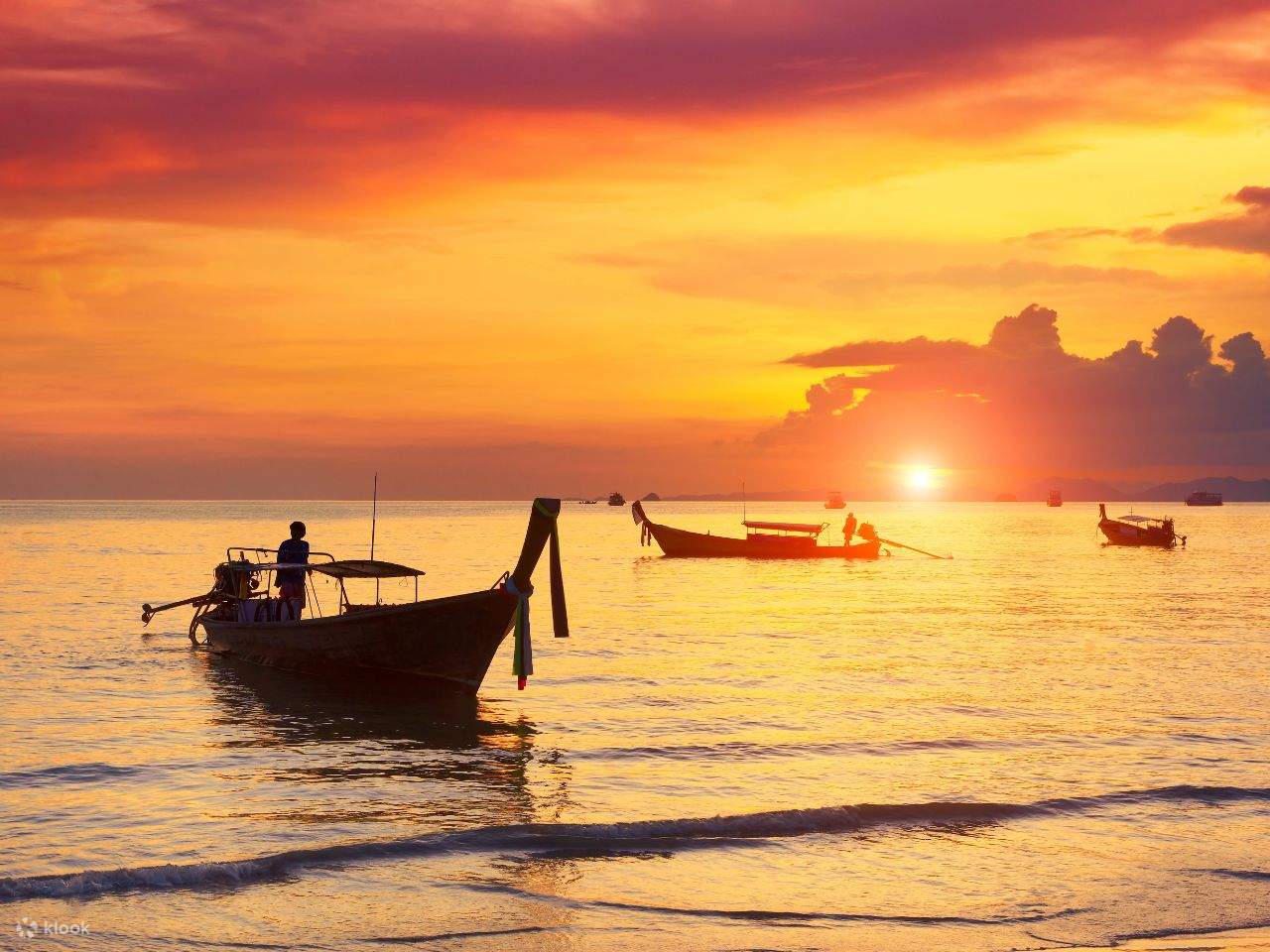 Phuket: Sunset Views & Seafood Market Dinner Guided Tour