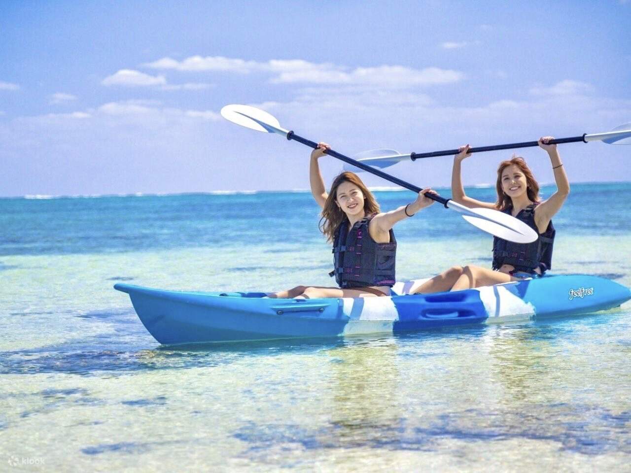 Miyakojima: Splendida esperienza di SUP o canoa sulla spiaggia blu di Miyako (Okinawa)