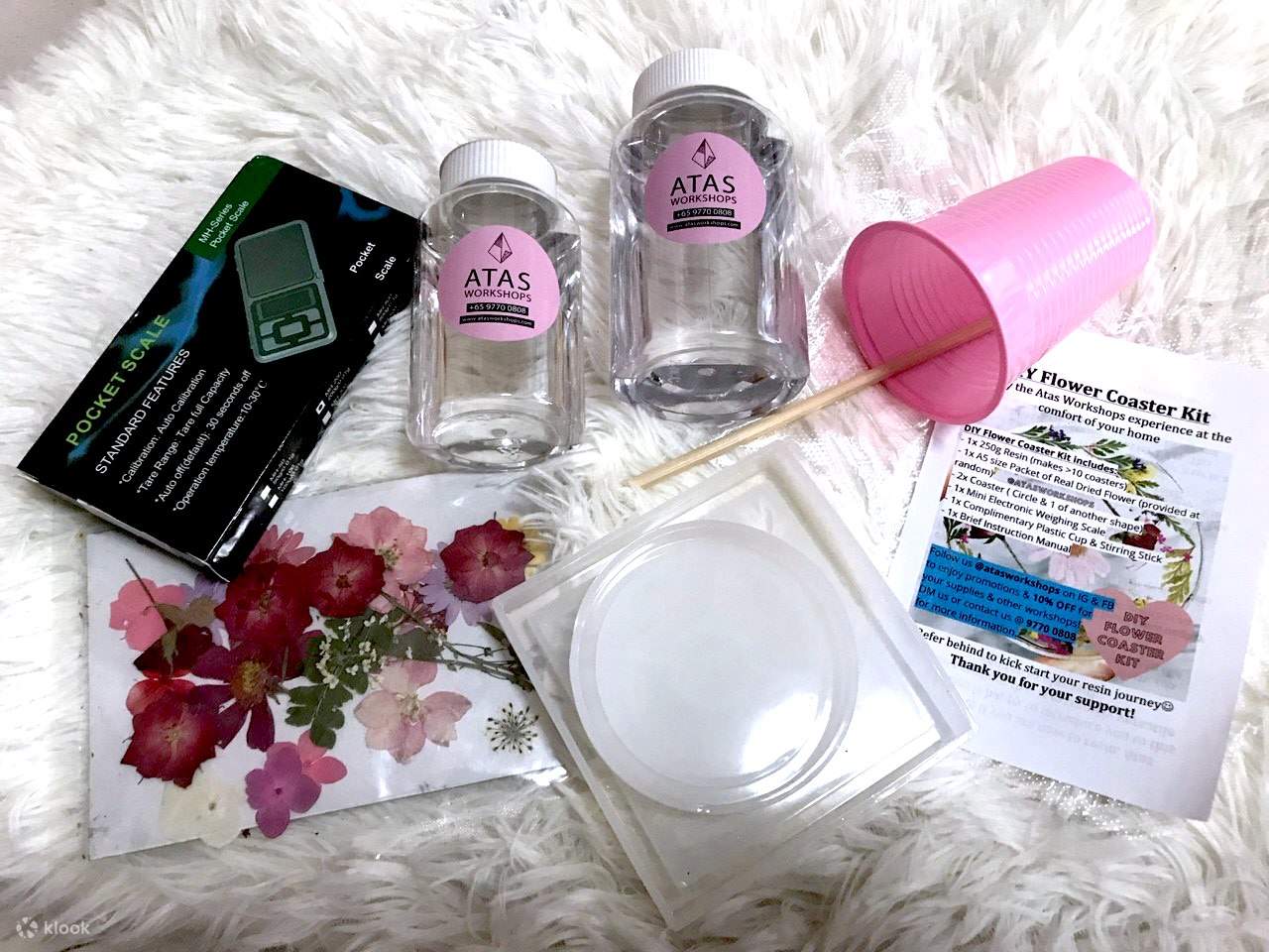 Подставка под чашку из смолы 