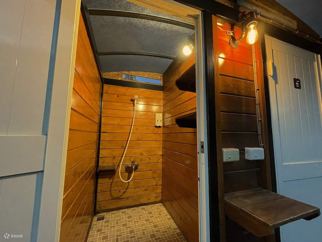 桃樂絲露營區 : Salles de bain