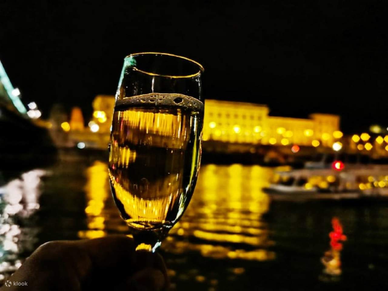 Baku boat tour on the Caspian Sea the world's largest lake