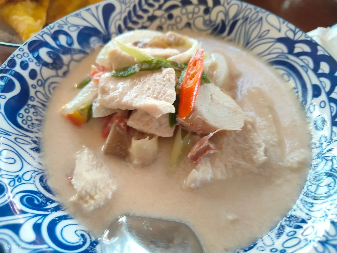 泰式鸡肉椰子汤 (Tom Kha Gai)