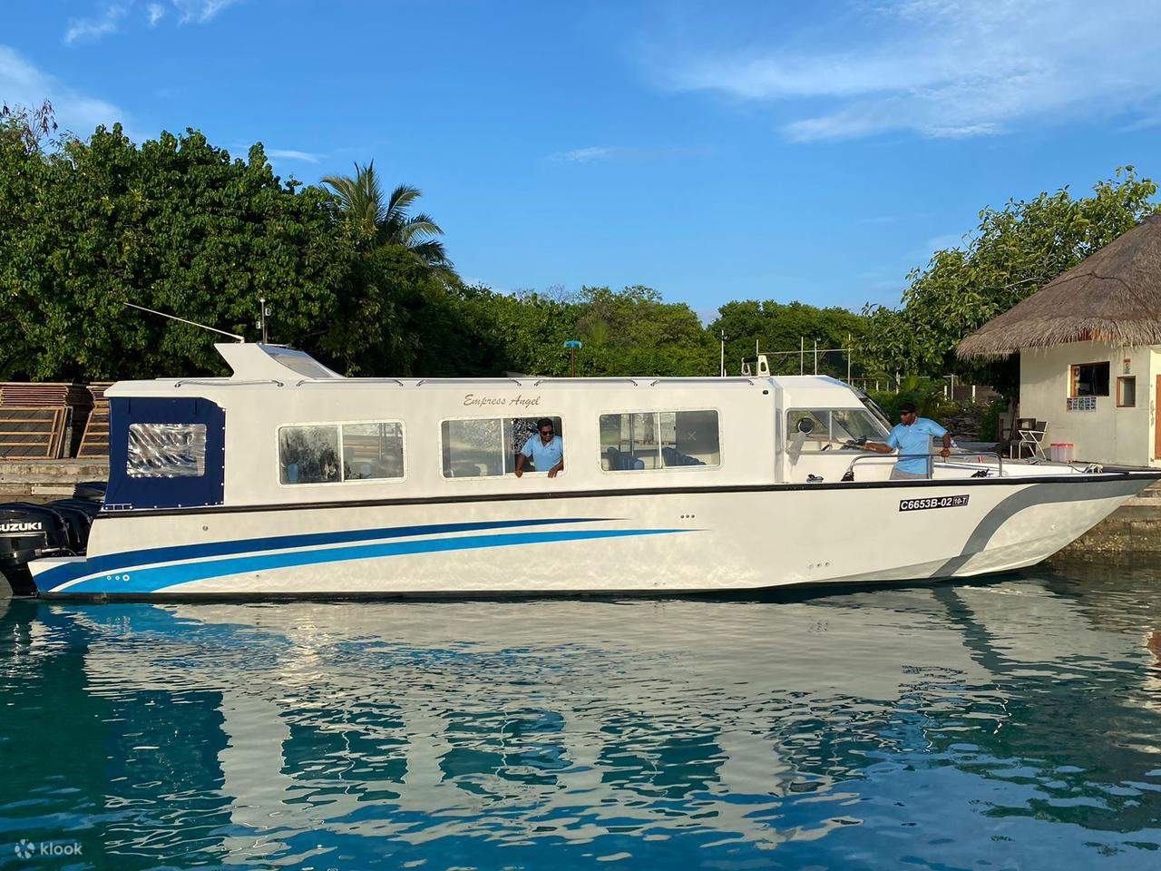 lancha rápida al resort de maldivas