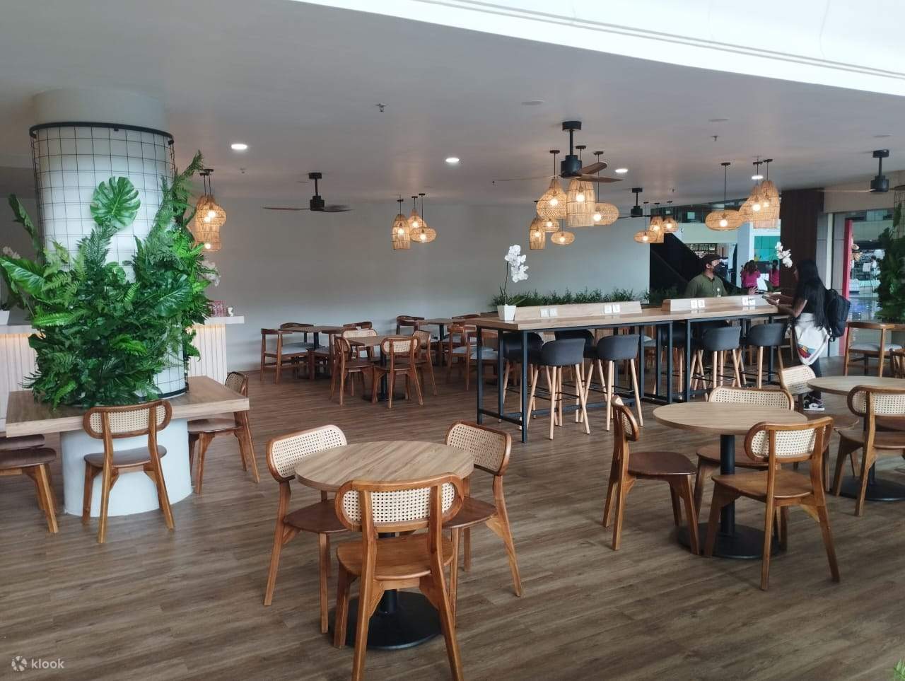 Private Bali Airport (Dps) International Departure Or Arrival Lounge Pass by Angkasa Pura