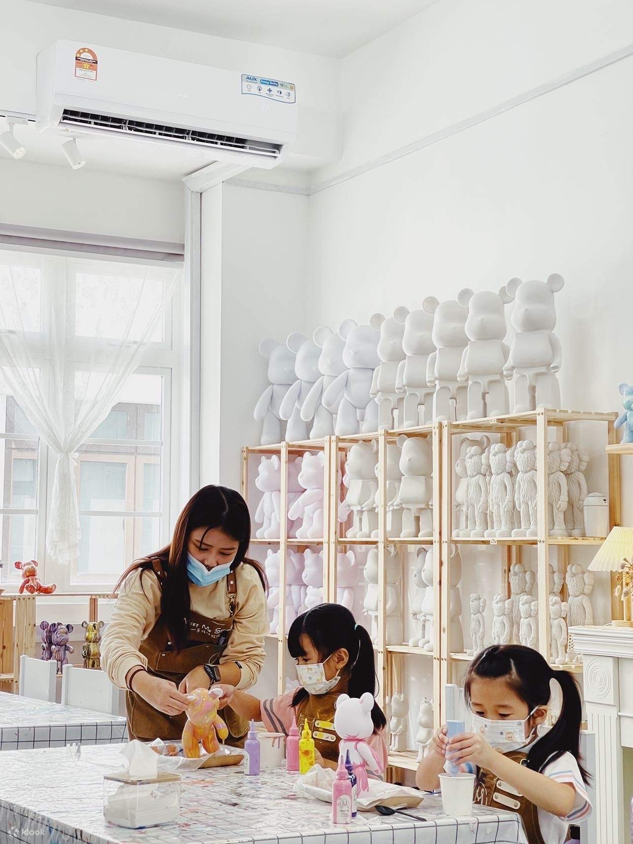 Bearbrick Workshop by Meet Me Workshop