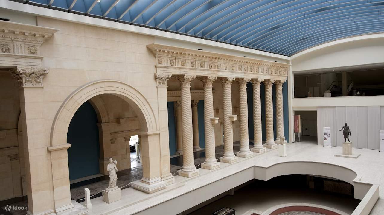 Erleben Sie mit Ihrem Ticket für das Kunst- und Geschichtsmuseum in Brüssel ein Labyrinth der Geschichte