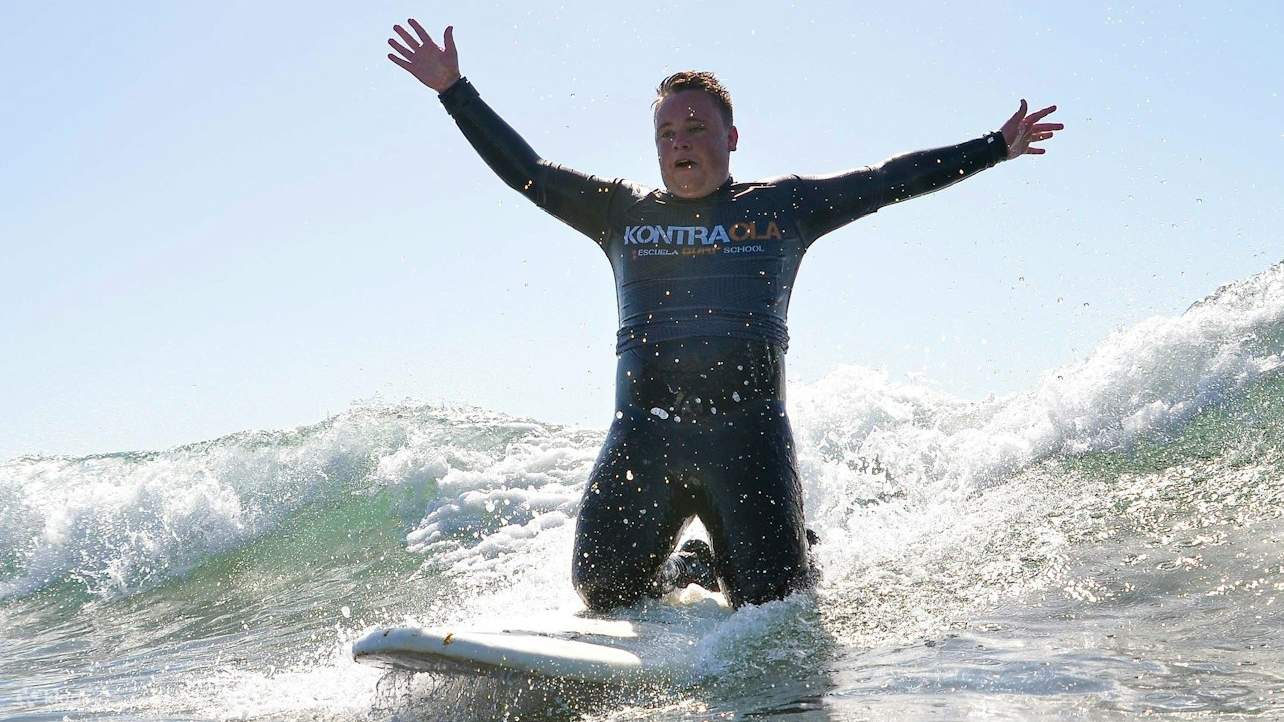 Hands up! The thrill of catching a wave perfectly under expert guidance