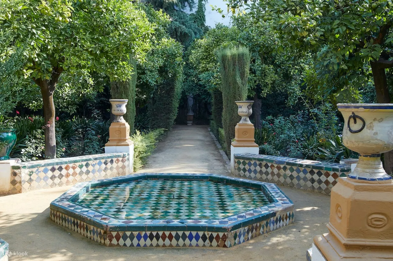 Palacio de Duenas 室外