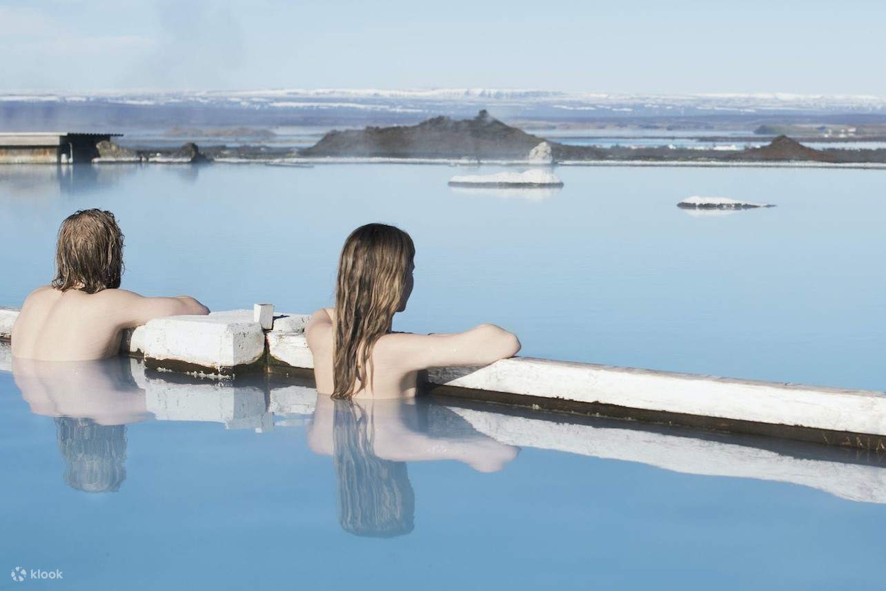 пара в Mývatn Nature Baths