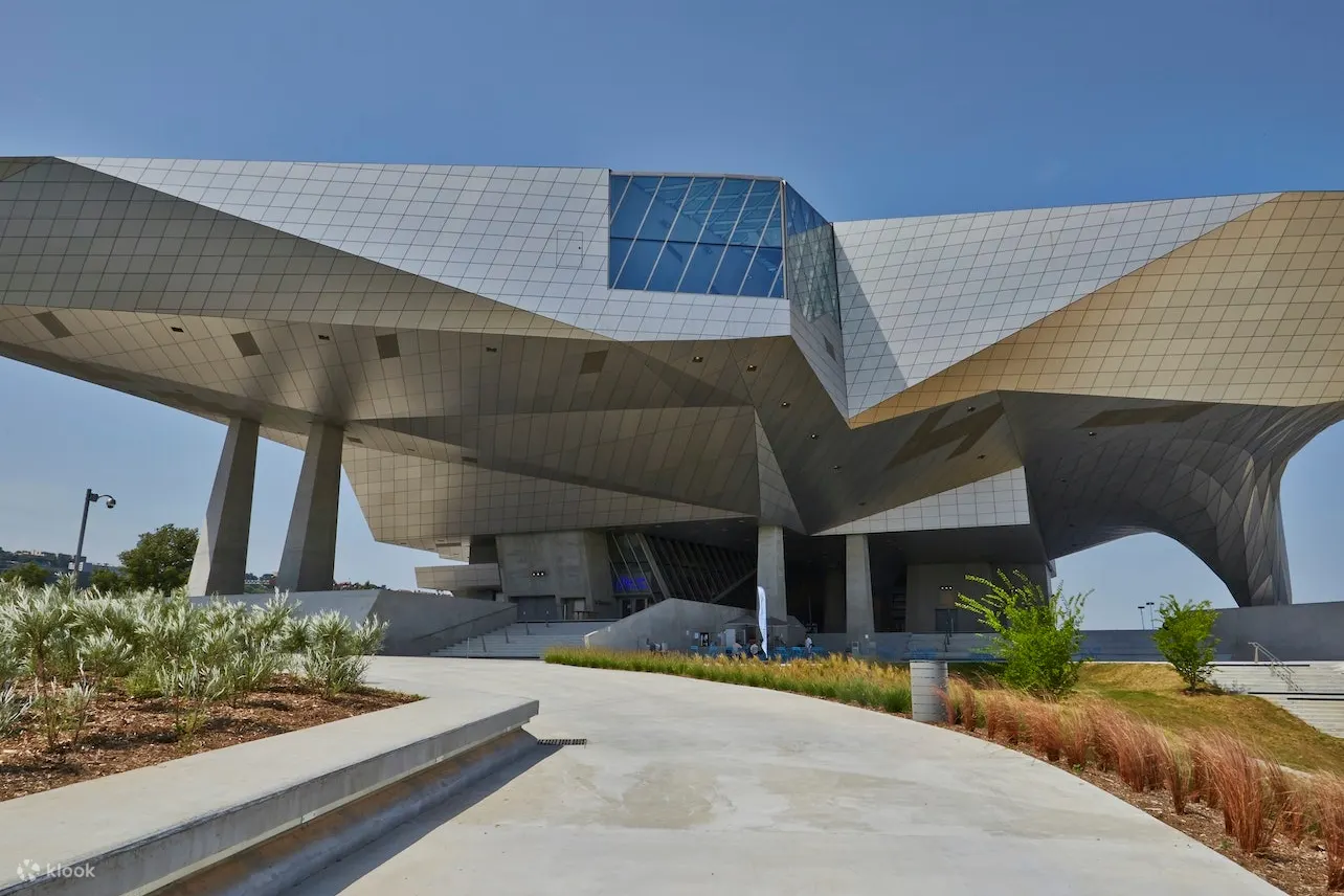 Musee des Confluences 外观