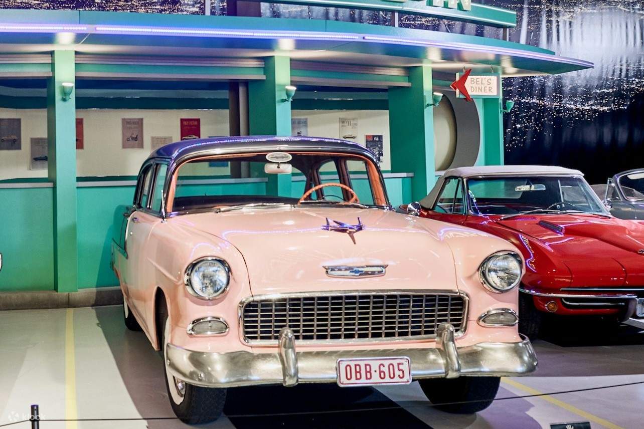 exposición de coches en bruselas