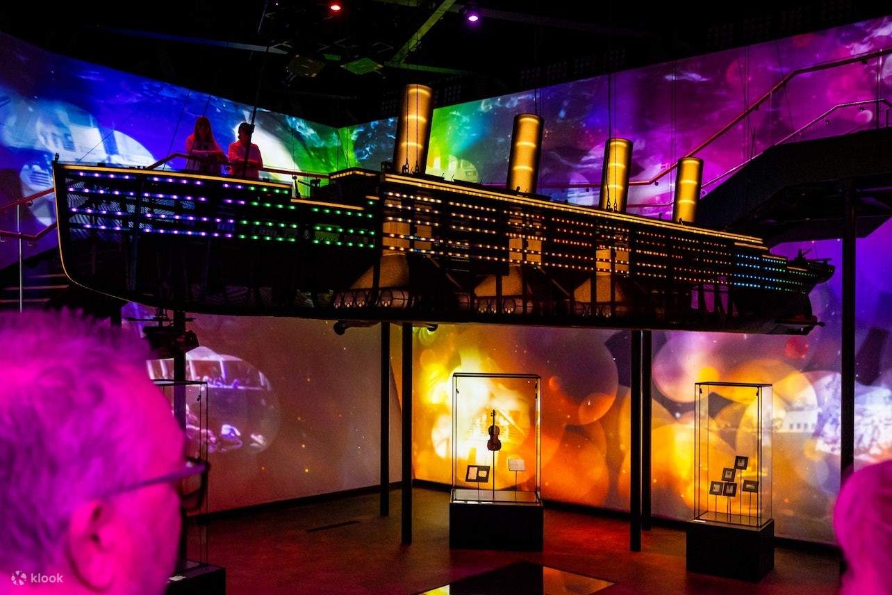 exposición del titanic en belfast