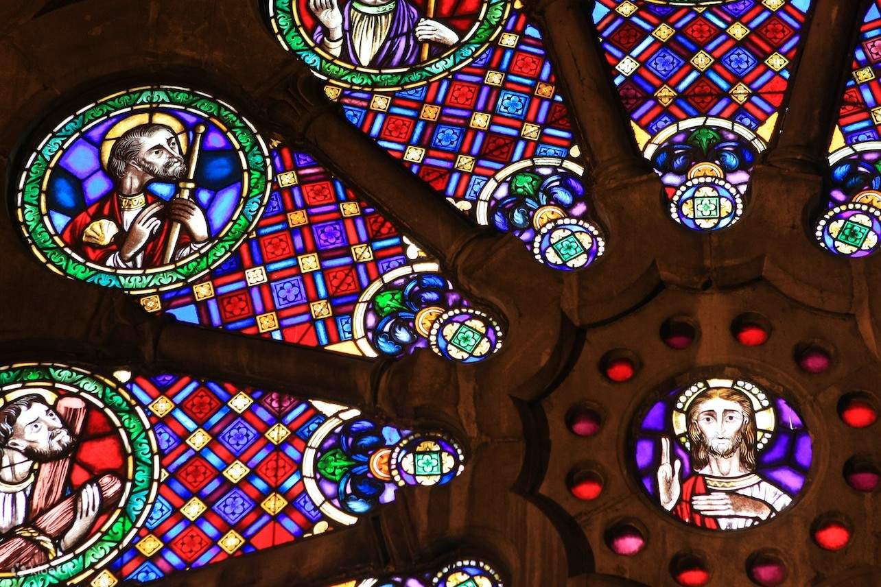 Innenraum der Kathedrale von Lissabon