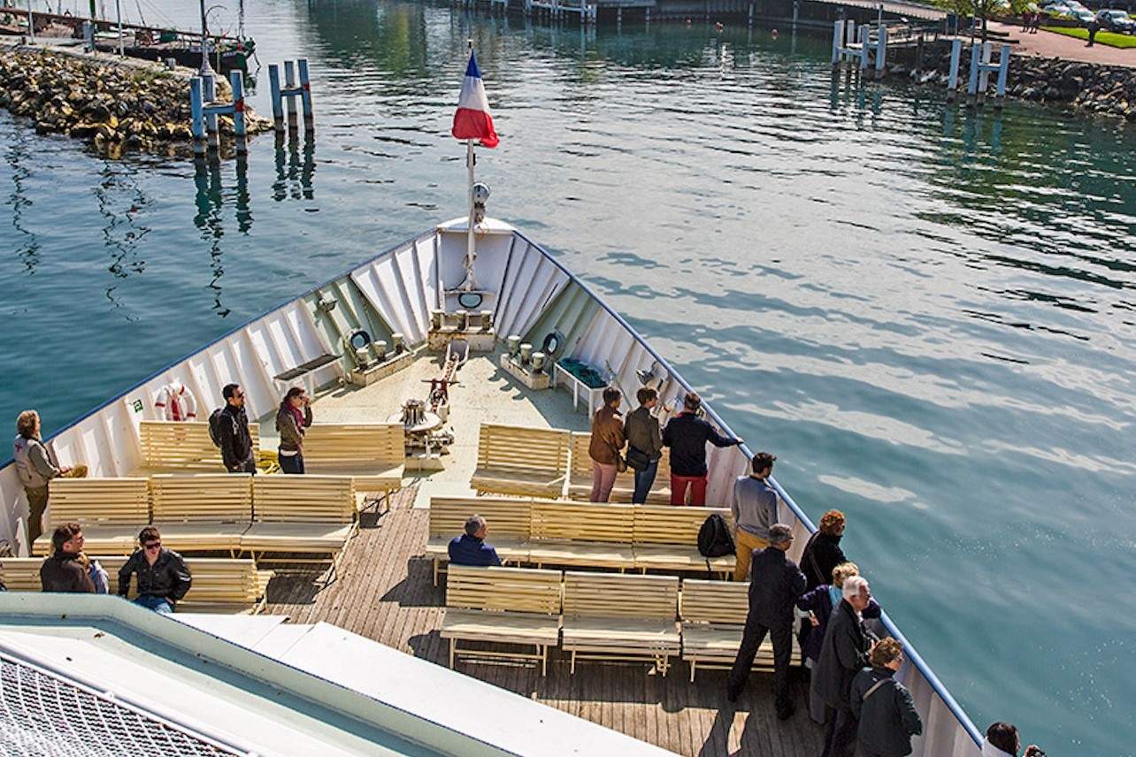 bateau à ciel ouvert