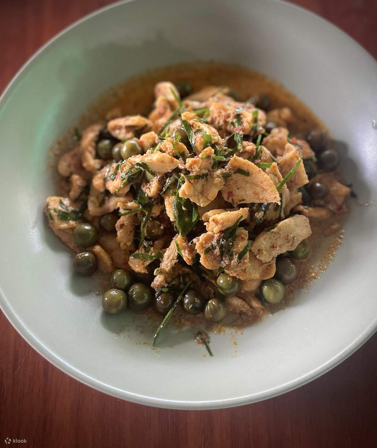 MrKnock Muay Thai Gym is located just 15 minutes from Hua Hin city center, offering an authentic training experience rooted in respect for the sport, coaches, and training partners. Specializing in the powerful Muay Mat style—with heavy punches, low kicks