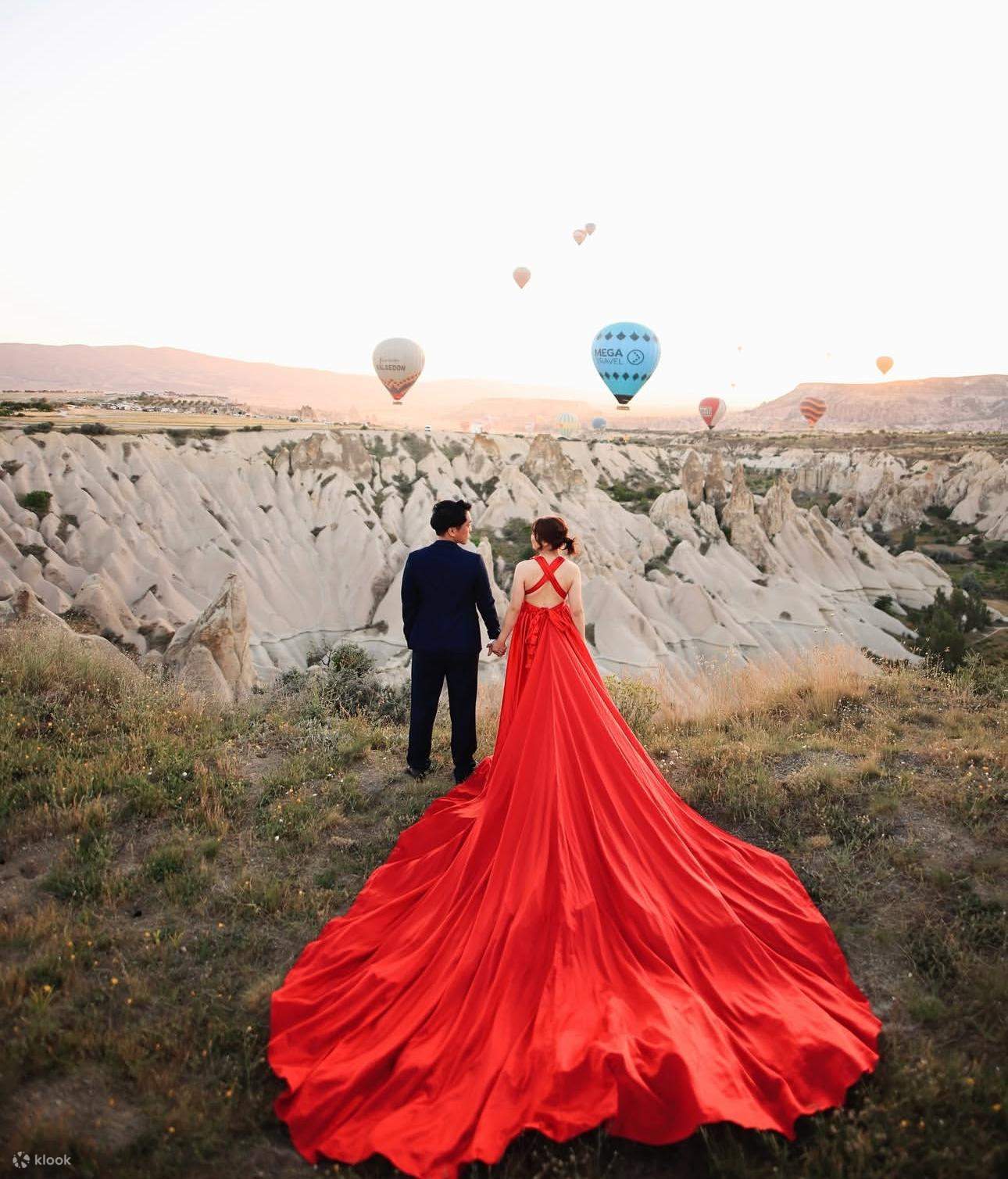 Đuổi theo khinh khí cầu bằng xe cổ điển ở Cappadocia