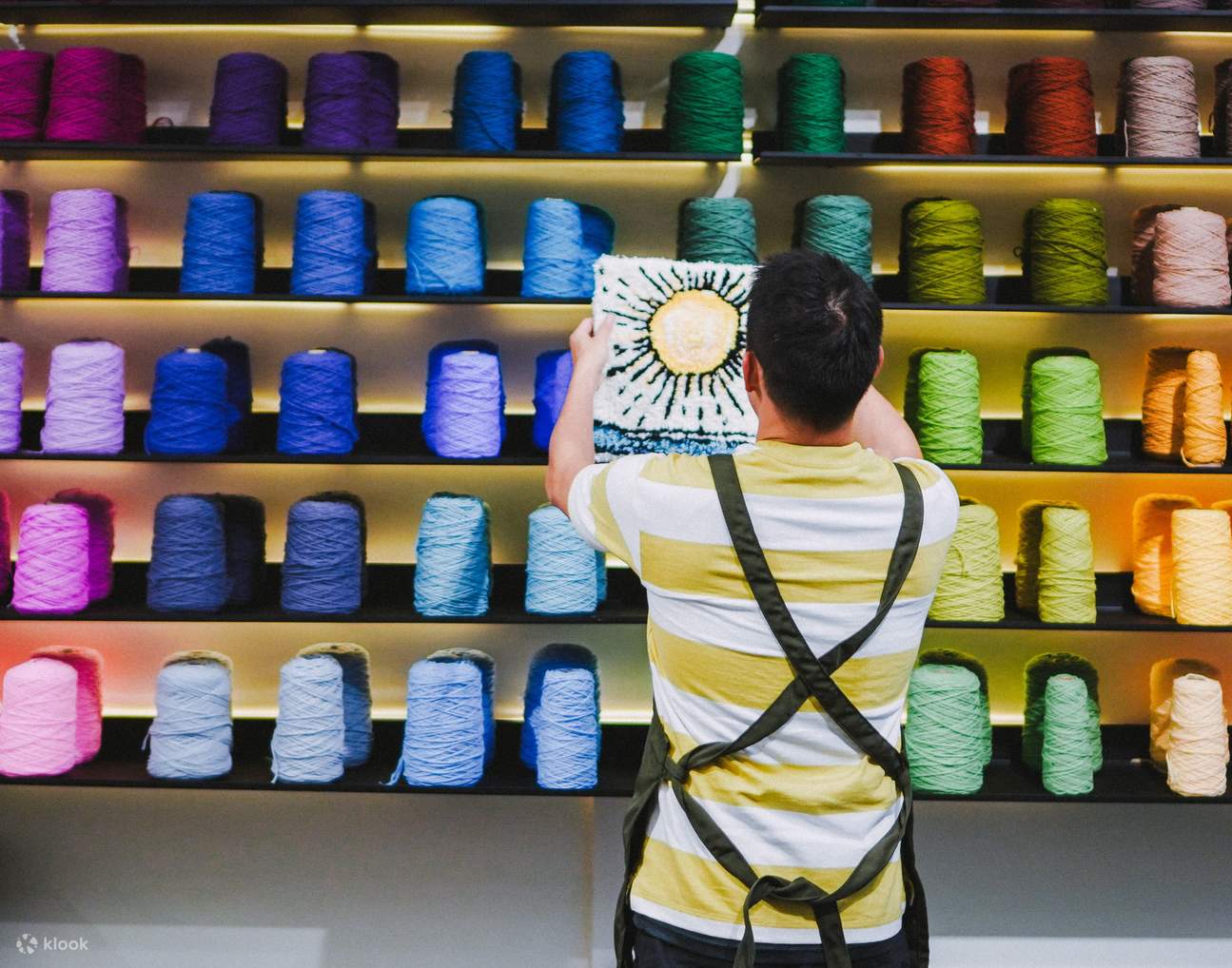 Melihat hasil karya jadi di rumah membuat suasana hati menjadi sangat baik!