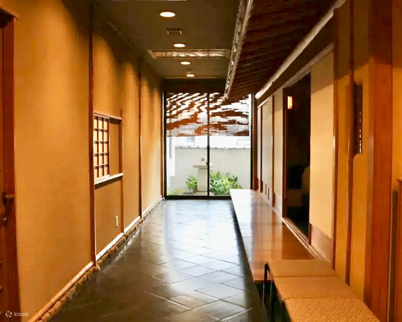 广岛茶道和历史悠久的糖果店的便当午餐