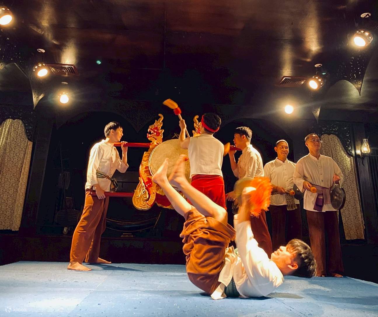 Cena Khantoke e spettacolo culturale