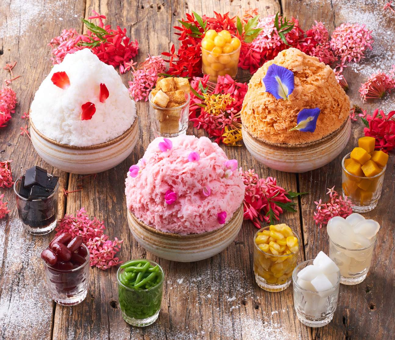 Thai sweet desserts at Khao Jaan-Prod - The memorable taste of Thai, a new brand from 'Khao' a Michelin Star Thai restaurant for many consecutive years.