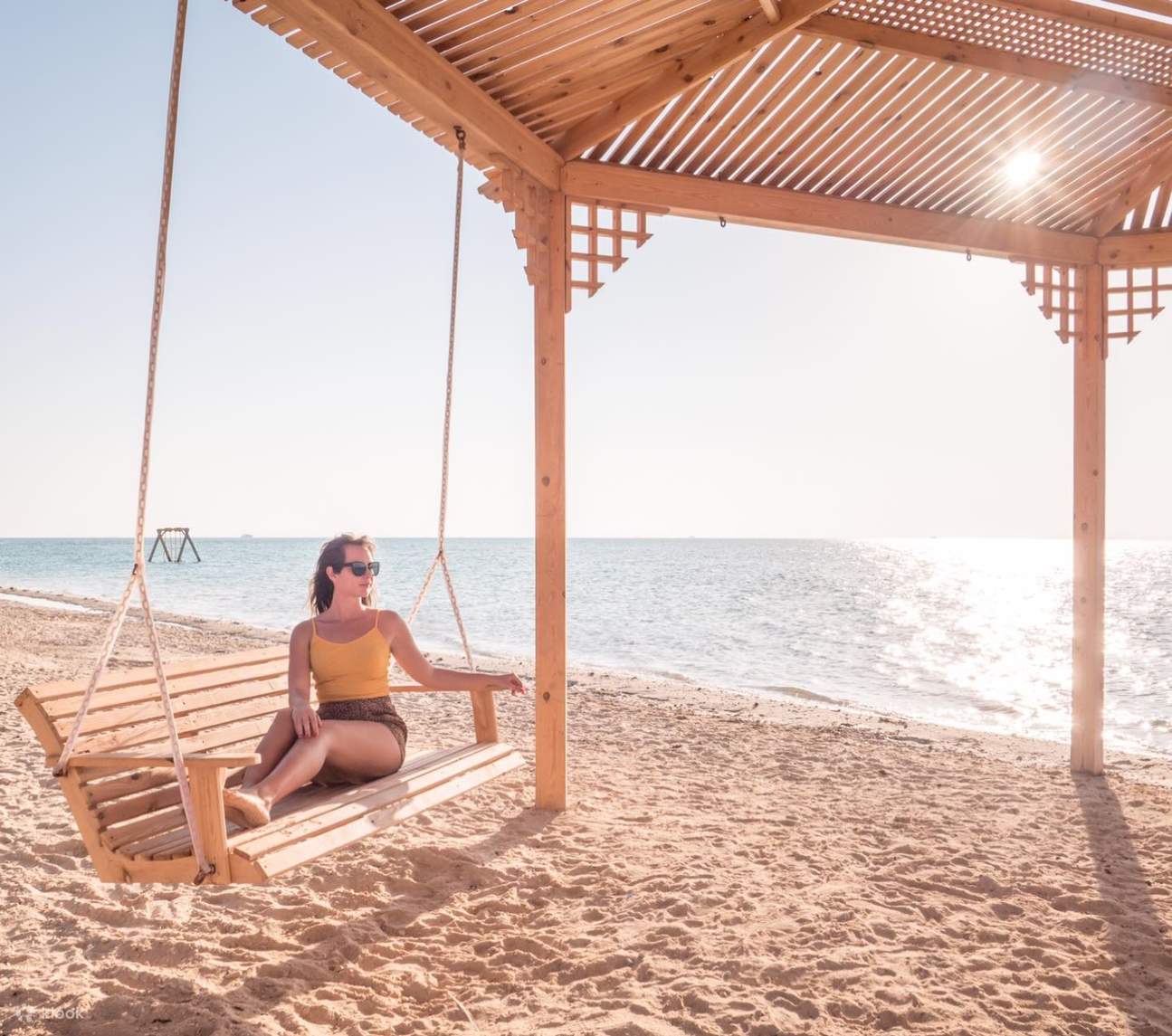 赫爾格達橙灣島浮潛之旅（含水上活動）