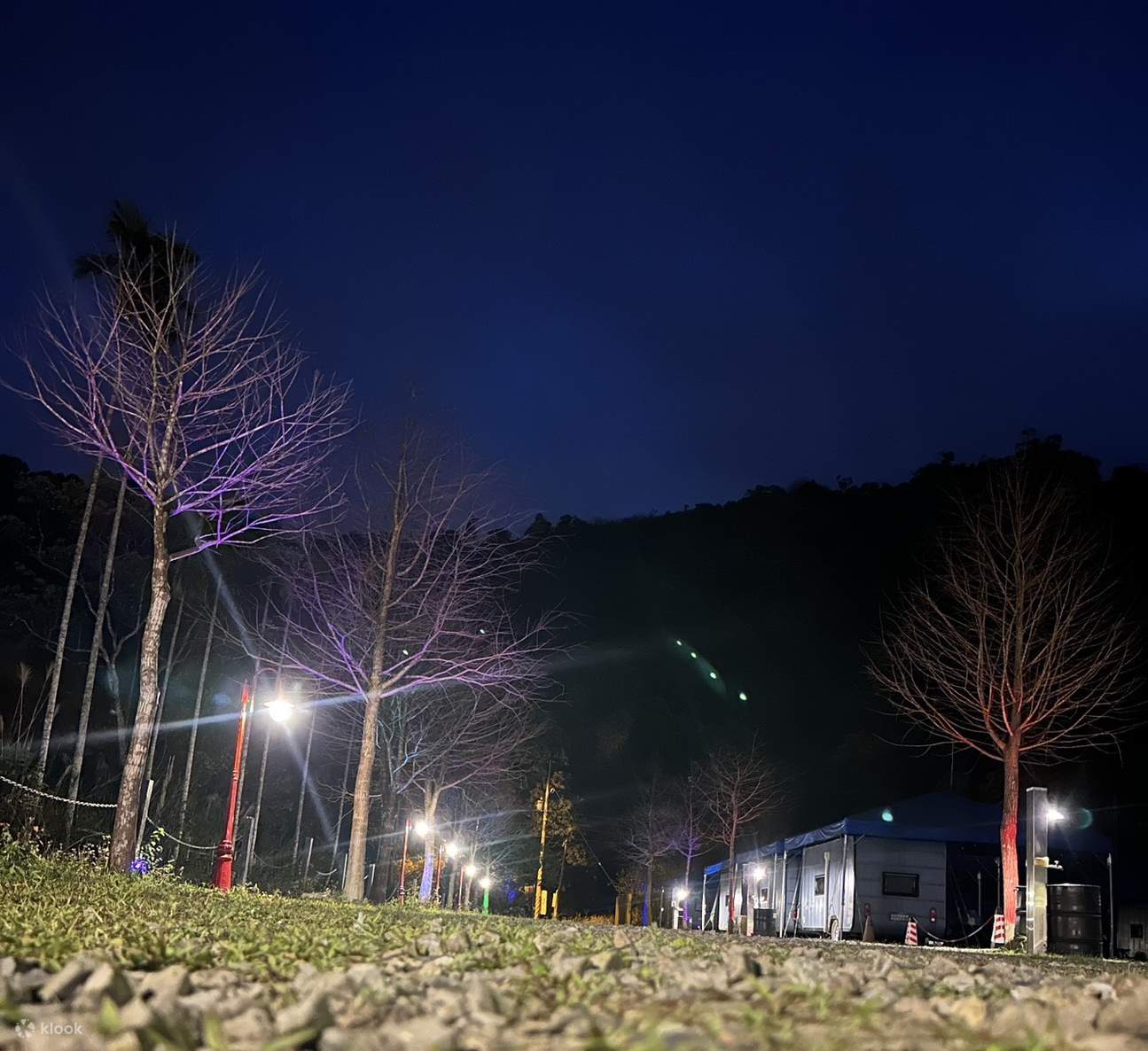 Expérience de camping de luxe en camping-car au Royal Bear Camping Area