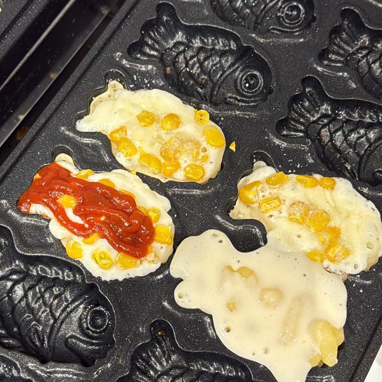 Esperienza di preparazione del Bungeoppang, snack coreano, a Seul