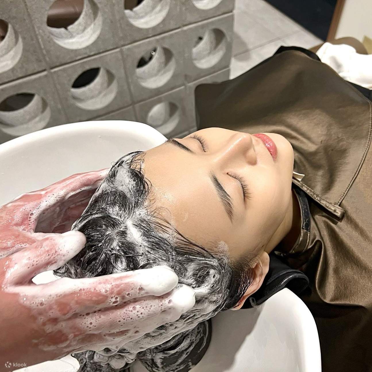 Centre de traitement premium du cuir chevelu et de la perte de cheveux chez Moclock Gangnam