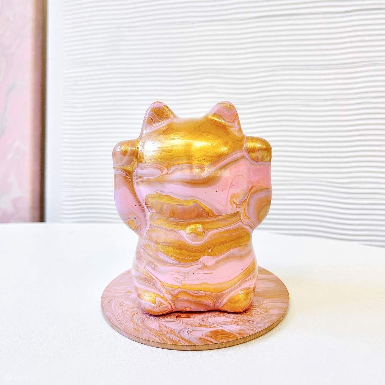T’art Studio - Japanese White Ceramic Fluid Lucky Cat Experience Workshop | Lai Chi Kok