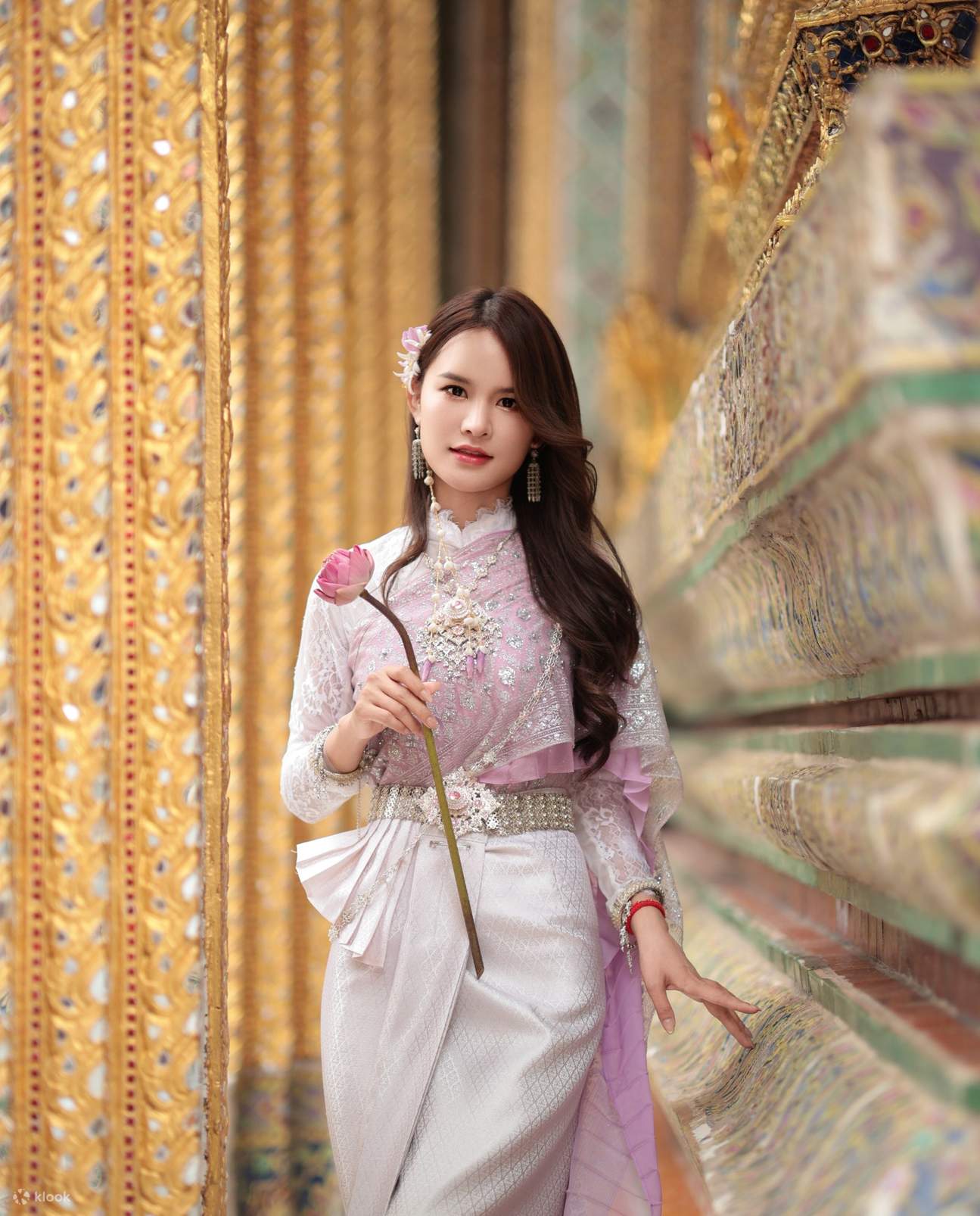 Noleggio di costumi tailandesi presso Charis Thai Studio a Bangkok