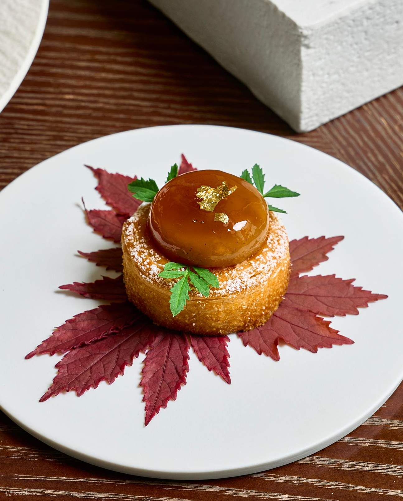 방콕 피콕 앨리 애프터눈 티 세트 by Waldorf Astoria